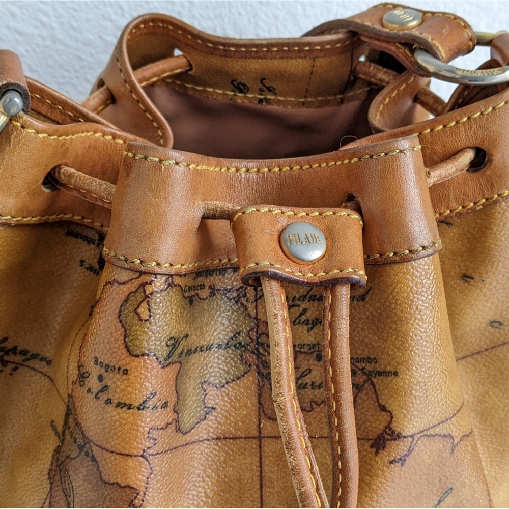 Alviero Martini Drawstring Bag - Picture 5 of 7
